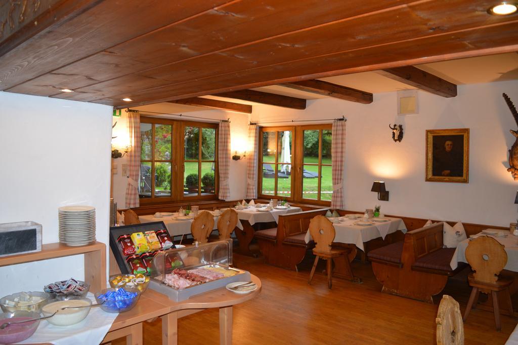 Gasthof Zum Stern Oetz Exterior photo